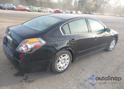 2011 Nissan Altima 2.5 z USA, uszkodzony, nr VIN 1N4AL2AP8BC172660